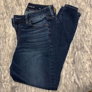 AE size 10 short jeggings. EUC